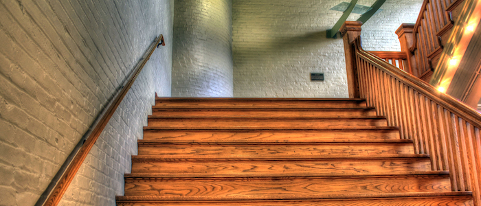 Jonathan Legendre, pose d'escalier en bois
